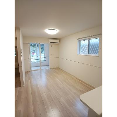 ブリリアント　Ⅱ 101【管理NO：1-025727502-01010】 ★家具家電は申し込み後に搬入します★の物件写真2