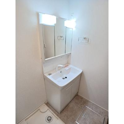 イコマ＆カドヤ 203【管理NO：1-026576601-02030】 ★家具家電は申し込み後に搬入します★の物件写真6