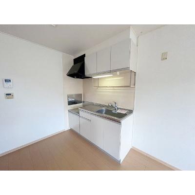 セトルフェアⅢＢ 203【管理NO：1-015584802-02030】 ★家具家電は申し込み後に搬入します★の物件写真3
