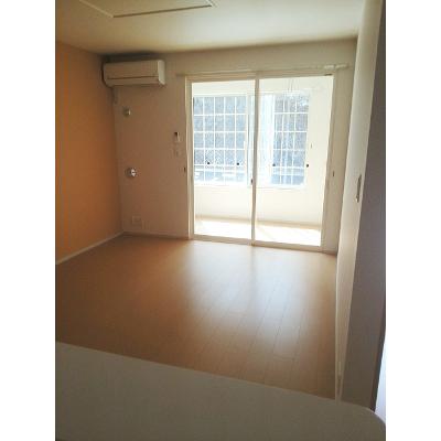 レイクサイド　Ｂ 103【管理NO：1-020882502-01030】 ★家具家電は申し込み後に搬入します 2026年08月下旬入居可能の物件写真2
