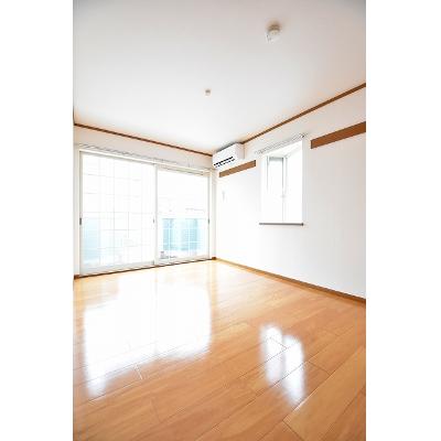 アルモニィⅠ 102【管理NO：1-010616401-01020】 ★家具家電は申し込み後に搬入します★ ★2026年08月上旬入居可能★の物件写真2