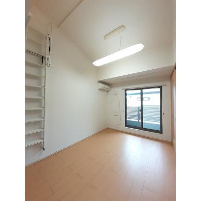 フィオリース．３ 203【管理NO：1-018418501-02030】 ★家具家電は申し込み後に搬入します★ ★2026年10月中旬入居可能★の物件写真2