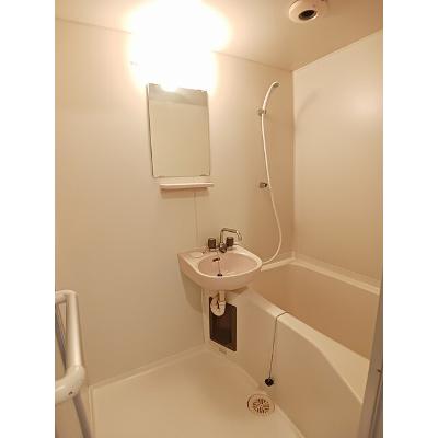 エルディム川善 202【管理NO：1-002992601-02020】 ★家具家電は申し込み後に搬入します★の物件写真4