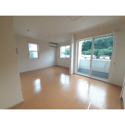 エピソードⅠ 101【管理NO：1-017069201-01010】 ★家具家電は申し込み後に搬入します★の物件写真2