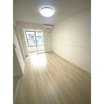 グラース 102【管理NO：1-028253801-01020】 ★家具家電は申し込み後に搬入します★の物件写真2
