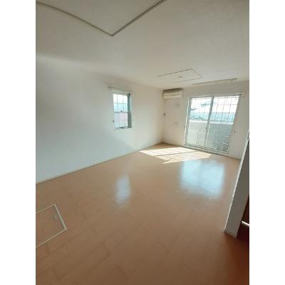 アルバーダ 104【管理NO：1-016965001-01040】 ★家具家電は申し込み後に搬入します★の物件写真2