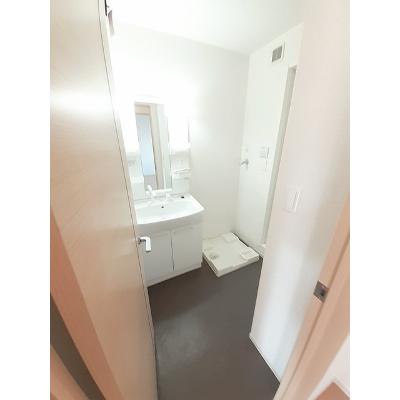アルバーダ 104【管理NO：1-016965001-01040】 ★家具家電は申し込み後に搬入します★の物件写真6