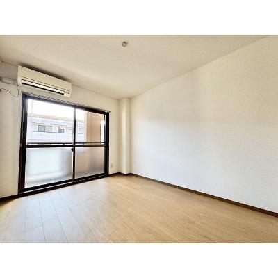 ハイツリュミエール 302【管理NO：1-004990901-03020】 ★家具家電は申し込み後に搬入します★の物件写真2