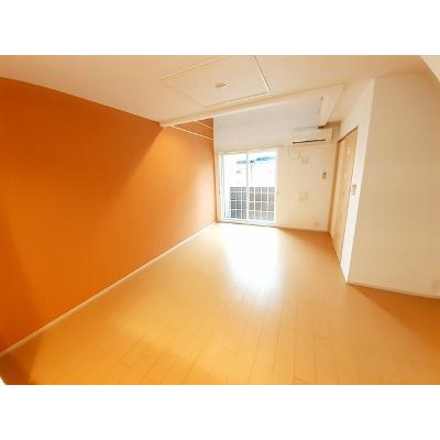 クレストール　Ⅱ 102【管理NO：1-019200501-01020】 ★家具家電は申し込み後に搬入します★ ★2026年09月下旬入居可能★の物件写真2