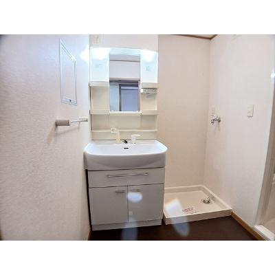 apartment 山形県鶴岡市平京田字屋敷廻１８３番地 

↓地図はこちらから