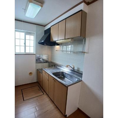 パークハイグランドⅡ 103【管理NO：1-007987502-01030】 ★家具家電は申し込み後に搬入します★の物件写真3