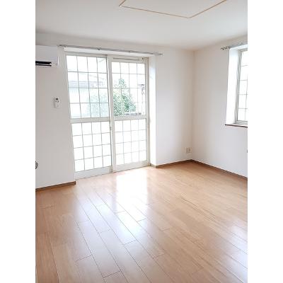 リブインクレストⅡ 105【管理NO：1-010924002-01040】 ★家具家電は申し込み後に搬入します★の物件写真2