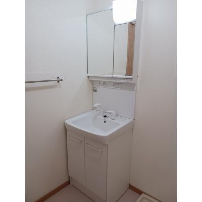 apartment 栃木県下野市駅東５丁目８－１７ 

↓地図はこちらから
