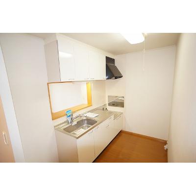フォレスタ　Ｂ 203【管理NO：1-014044602-02030】 ★家具家電は申し込み後に搬入します 2026年08月中旬入居可能の物件写真3