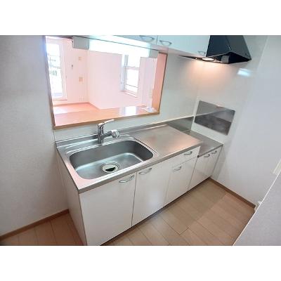 ウエストピークⅢ 201【管理NO：1-015161701-02010】 ★家具家電は申し込み後に搬入します★の物件写真3