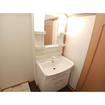 ウエストピークⅢ 201【管理NO：1-015161701-02010】 ★家具家電は申し込み後に搬入します★の物件写真6