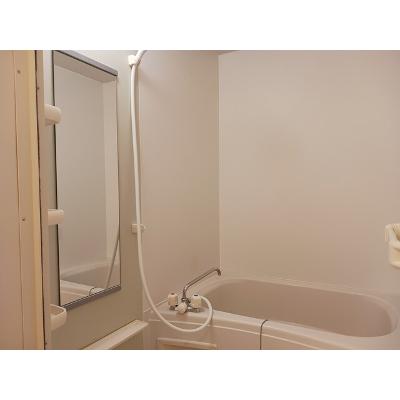 ラトゥールボワⅣ 103【管理NO：1-012919602-01030】 ★家具家電は申し込み後に搬入します 2026年08月下旬入居可能の物件写真4