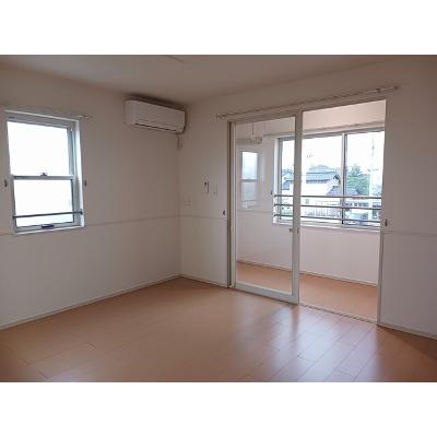 Ｉネット３ 201【管理NO：1-020139501-02010】 ★家具家電は申し込み後に搬入します 2026年09月中旬入居可能の物件写真2