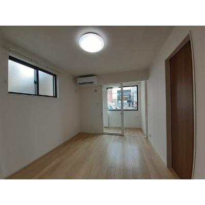 パルク 101【管理NO：1-026864201-01010】 ★家具家電は申し込み後に搬入します 2026年08月上旬入居可能の物件写真2