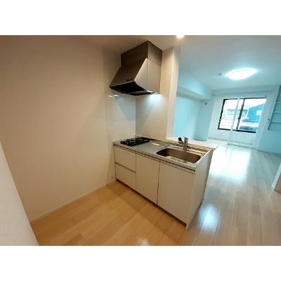 ノムラ・シュロスＢ 202【管理NO：1-025574302-02020】 ★家具家電は申し込み後に搬入します 2026年09月中旬入居可能の物件写真3