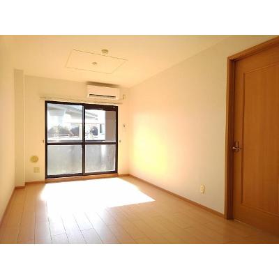 サンフォニア八田 102【管理NO：1-011724601-01020】 ★家具家電は申し込み後に搬入します★の物件写真2