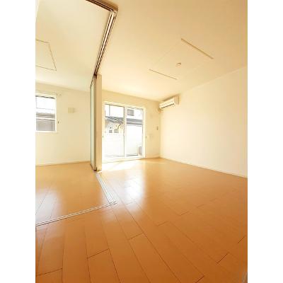 カレントＣ 105【管理NO：1-017193301-01040】 ★家具家電は申し込み後に搬入します★ ★2026年09月中旬入居可能★の物件写真2