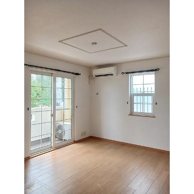 ケープ　Ⅰ 103【管理NO：1-012928201-01030】 ★家具家電は申し込み後に搬入します★の物件写真2