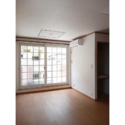 ローズビル 202【管理NO：1-011899701-02020】 ★家具家電は申し込み後に搬入します★の物件写真2
