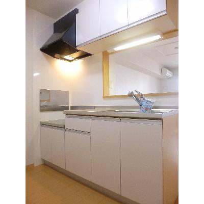 カーサ・ドマーニ 202【管理NO：1-016330201-02020】 ★家具家電は申し込み後に搬入します★ ★2026年08月中旬入居可能★の物件写真3