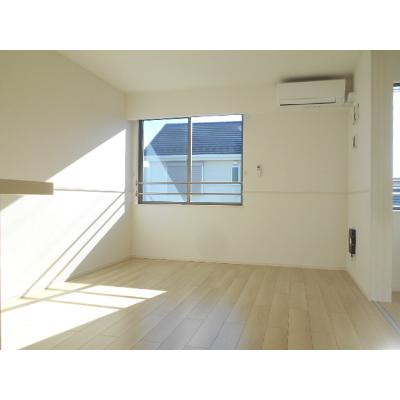 ウーノ　イリーデ 202【管理NO：1-026045301-02020】 ★家具家電は申し込み後に搬入します 2026年08月上旬入居可能の物件写真2