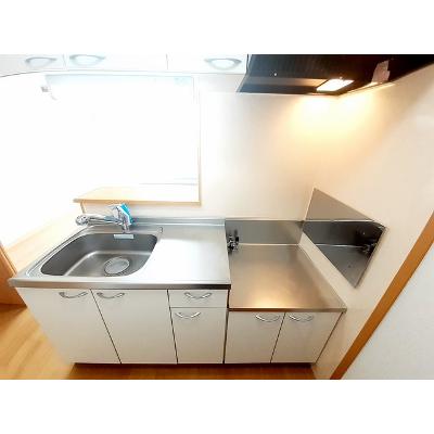 メゾン　ド　フランＡ 203【管理NO：1-013851501-02030】 ★家具家電は申し込み後に搬入します 2026年08月下旬入居可能の物件写真3