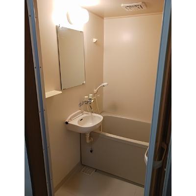 ＶＥＮＴ　ＶＥＲＴ 102【管理NO：1-007682901-01020】 ★家具家電は申し込み後に搬入します★の物件写真4