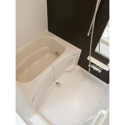 apartment 滋賀県湖南市水戸町１３－３ 

↓地図はこちらから
