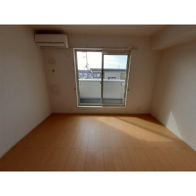 ｍｏｍｏの樹 203【管理NO：1-017432601-02030】 ★家具家電は申し込み後に搬入します 2026年08月下旬入居可能の物件写真2