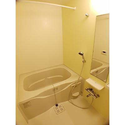 ロゼ・クリスタⅡ 101【管理NO：1-019353301-01010】 ★家具家電は申し込み後に搬入します★の物件写真4