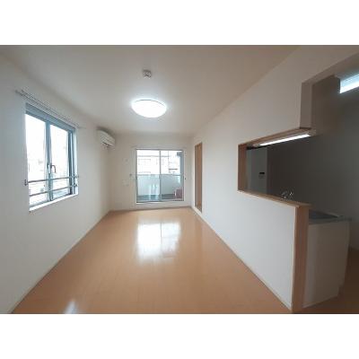 プラビダ 301【管理NO：1-017721401-03010】 ★家具家電は申し込み後に搬入します 2026年08月上旬入居可能の物件写真2