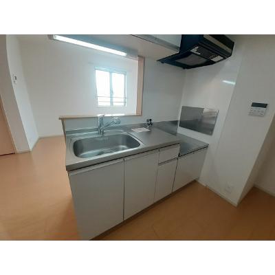 プラビダ 301【管理NO：1-017721401-03010】 ★家具家電は申し込み後に搬入します 2026年08月上旬入居可能の物件写真3