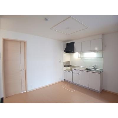 サンライズ大安 106【管理NO：1-015599201-01050】 ★家具家電は申し込み後に搬入します★の物件写真2