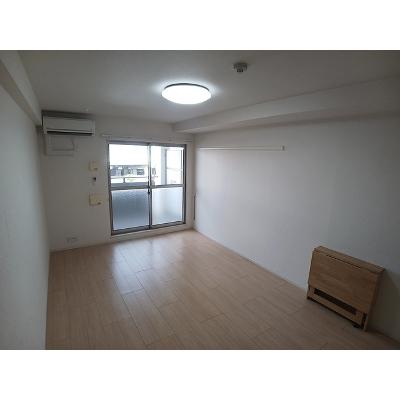 サンリット東郷 303【管理NO：1-021758601-03030】 ★家具家電は申し込み後に搬入します★の物件写真2