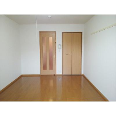 ルーブル・ベル 201【管理NO：1-014389101-02010】 ★家具家電は申し込み後に搬入します★ ★2026年08月下旬入居可能★の物件写真2