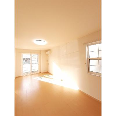 プレアヴェニューＥ 101【管理NO：1-015999501-01010】 ★家具家電は申し込み後に搬入します★の物件写真2