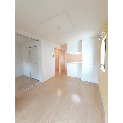 ラ・セーヌ 203【管理NO：1-023105301-02030】 ★家具家電は申し込み後に搬入します★の物件写真2