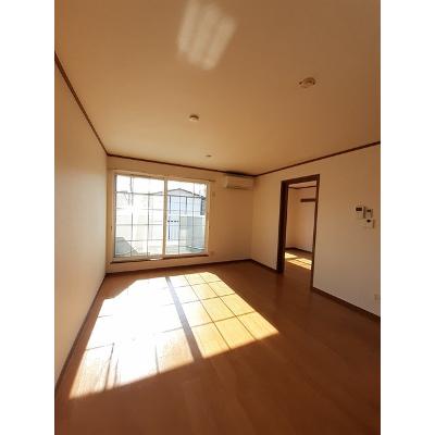 ソレイユⅡ 202【管理NO：1-010656602-02020】 ★家具家電は申し込み後に搬入します★の物件写真2