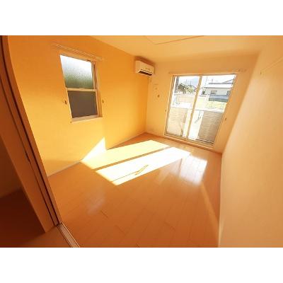 ソレイユ伊川Ⅱ 103【管理NO：1-018613602-01030】 ★家具家電は申し込み後に搬入します★ ★2026年09月中旬入居可能★の物件写真2