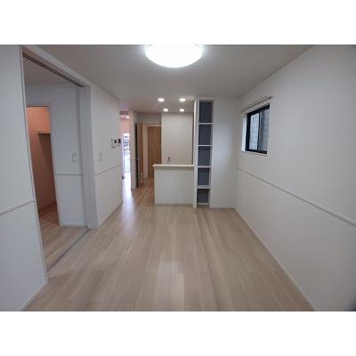 グランフィオーレⅡ 101【管理NO：1-028196002-01010】 ★家具家電は申し込み後に搬入します★の物件写真2