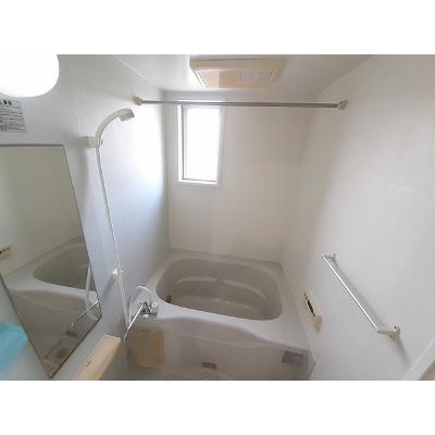 アースリーヒルＢ 102【管理NO：1-015627902-01020】 ★家具家電は申し込み後に搬入します★の物件写真4