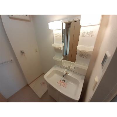アースリーヒルＢ 102【管理NO：1-015627902-01020】 ★家具家電は申し込み後に搬入します★の物件写真6