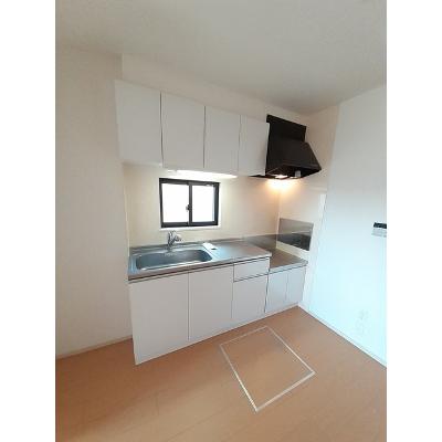 プリムローズⅡ 103【管理NO：1-019822102-01030】 ★家具家電は申し込み後に搬入します★の物件写真3