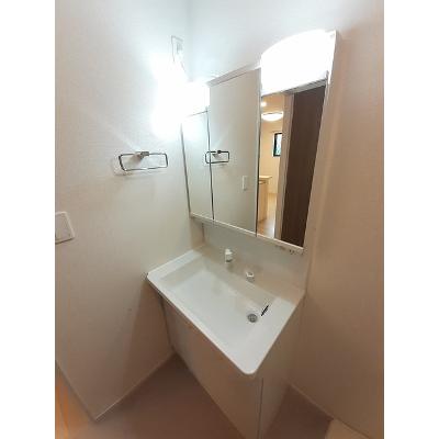 スイートラズベリー 106【管理NO：1-027622501-01050】 ★家具家電は申し込み後に搬入します★の物件写真6