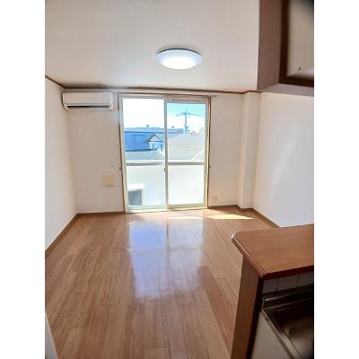 アプリコット七ッ江 205【管理NO：1-012561401-02040】 ★家具家電は申し込み後に搬入します★の物件写真2
